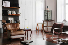 Гостиница Lost Lisbon :: Cais House  Лиссабон
